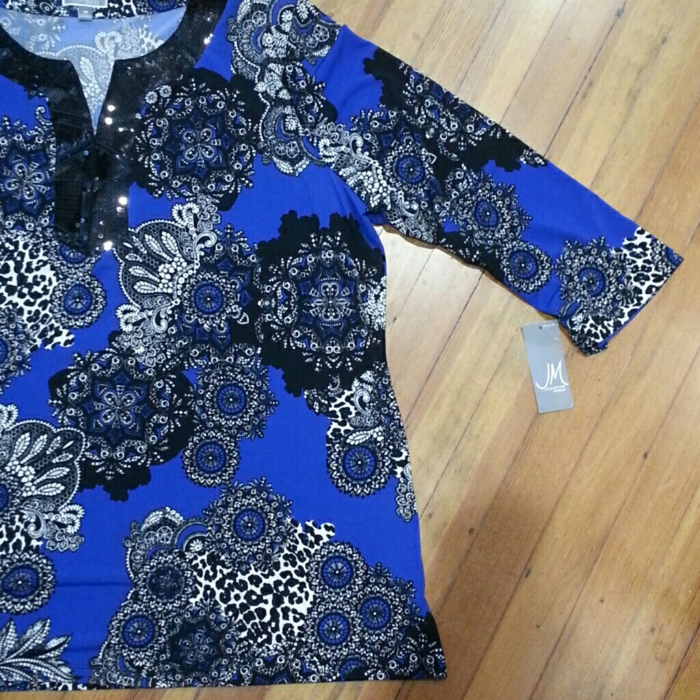 IM Collection Top - Picture 2 of 8